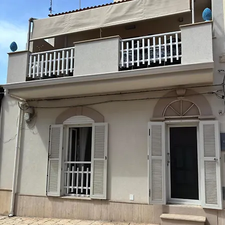 Prázdninový dům Maison Du Soleil *